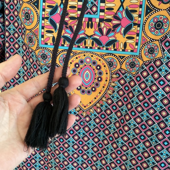 Urban Coco XXL Tunic Style Blouse or Cover Up - Picture 4 of 9